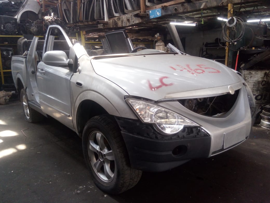  Ssangyong ACTYON 2010    EN DESARME